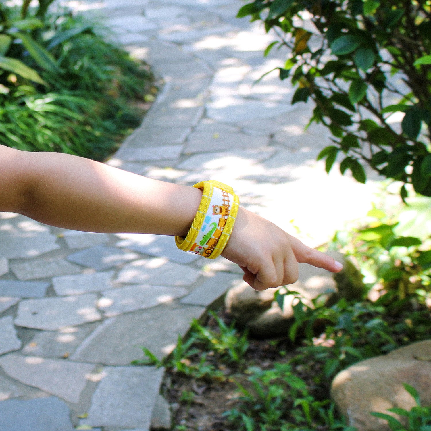 Mosquito Repellent Kids Wristband + 2 refill pellets