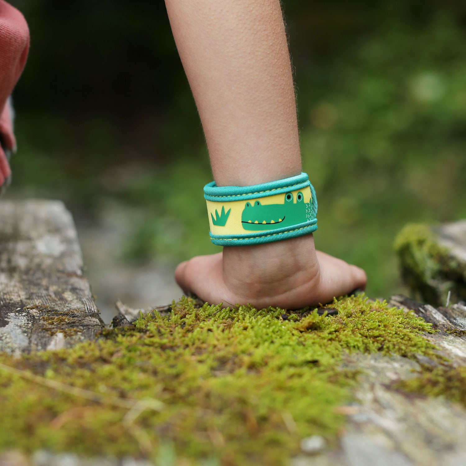 kid-wristband_crocodile_z022u4408-1500px.jpg